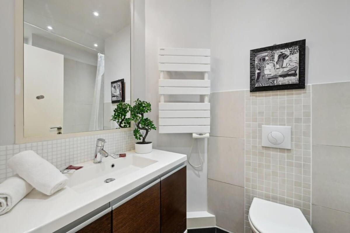 باريس 1Br Champs-Elysees - Cityapartmentstay المظهر الخارجي الصورة